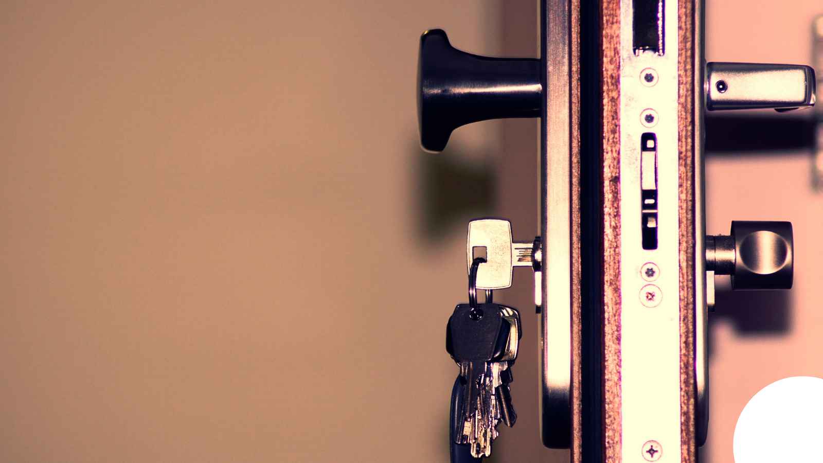 Locksmith in Austin, TX — Jason Glovebox Lock Repair Austin Locksmith in Austin, TX — Jason Glovebox Lock Repair Austin